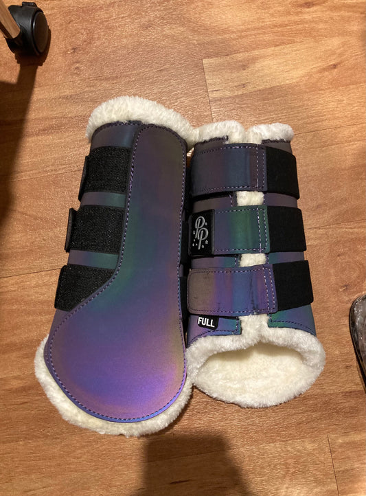 SECONDS - "The Secret" Brushing Boots