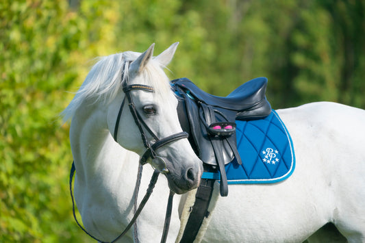 Which Colours Look Best on a Grey?