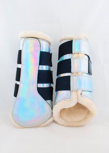 SECONDS Holo Brushing Boots - White Fleece